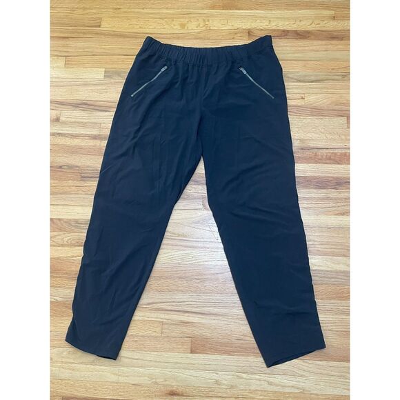 Athleta Aspire Women's 14 Black Pants Polyester Ankle Tapered Leg Stretch Yoga - Picture 1 of 10